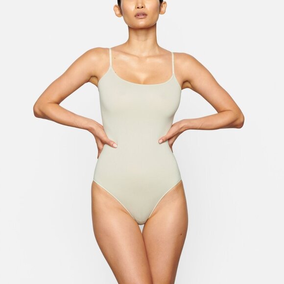 SKIMS Essential‎ Cami Bodysuit Bone Womens 4X/5X - Picture 12 of 12